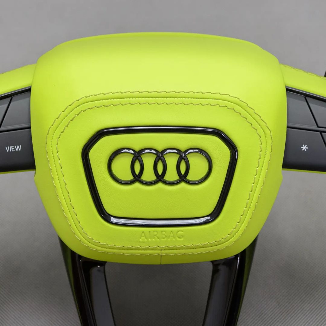 2018+ Audi S,RS/Q5/Q6/Q7/Q8 Custom Carbon Fiber Steering Wheel