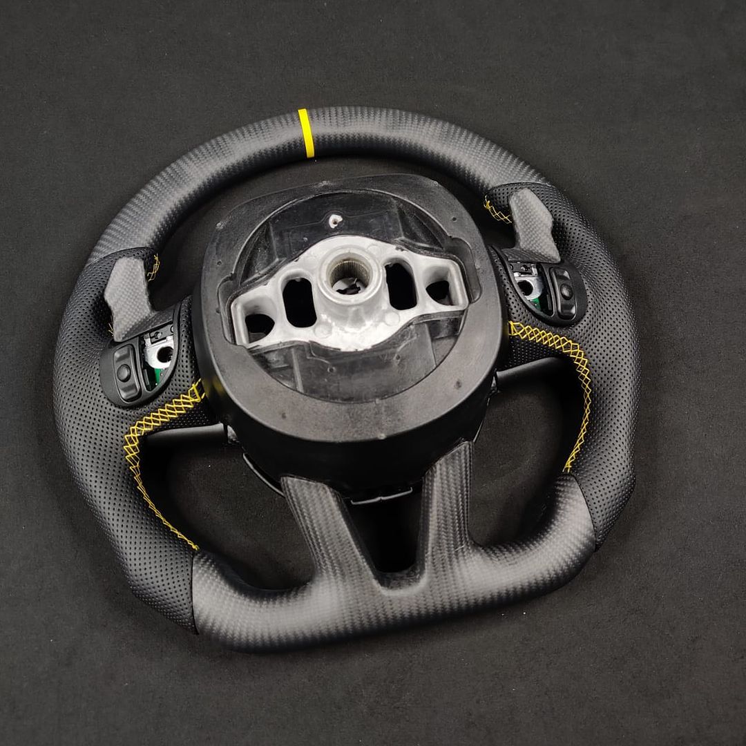 2015+ Dodge Charger/Challenger/Durango/WK2 Jeep SRT/Trackhawk Carbon Fiber Steering Wheel